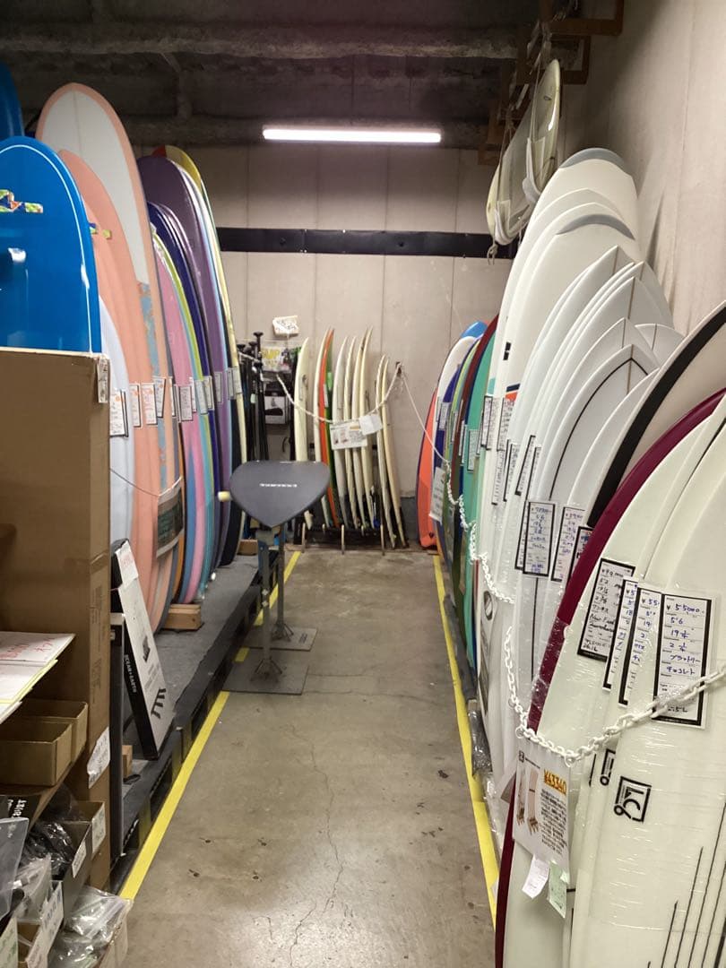 中古ヴェッソサーフボード 6’2 187’96 cm関野プロ本人ボードクリヤ