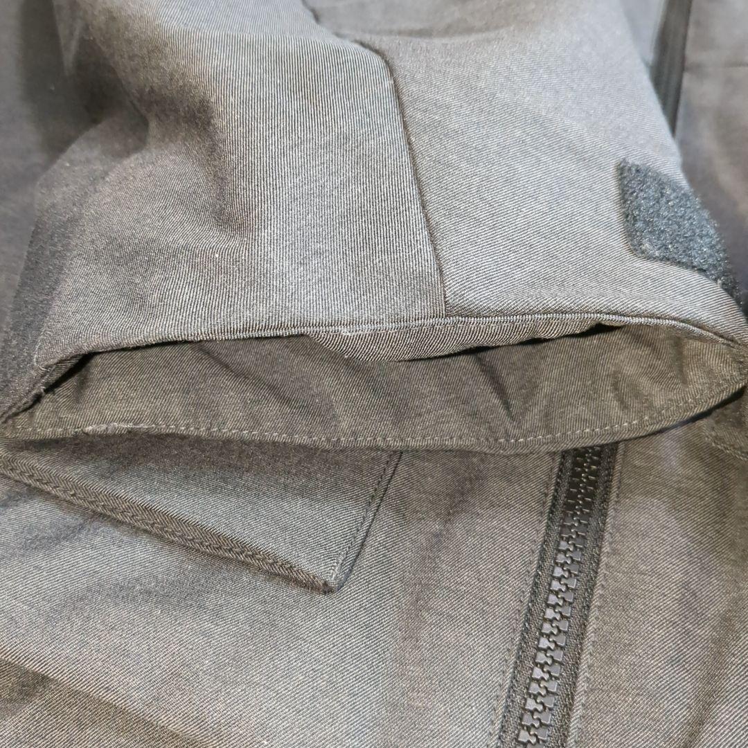 美品 ユニクロ ハイブリッドダウンパーカー 希少 4XL グレー 大きいサイズ