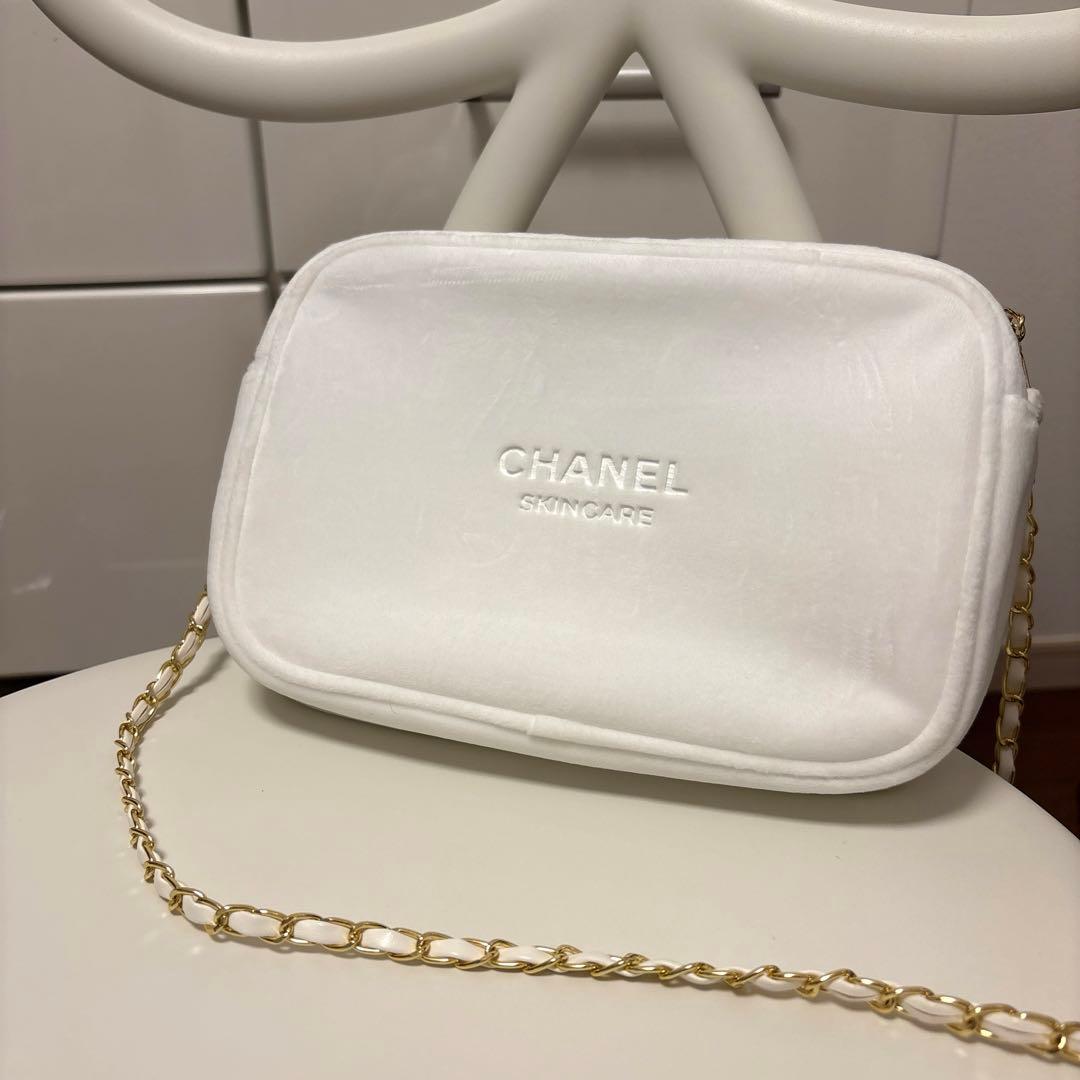 CHANEL シャネル ノベルティ ポーチ 白 ホワイト - メルカリ