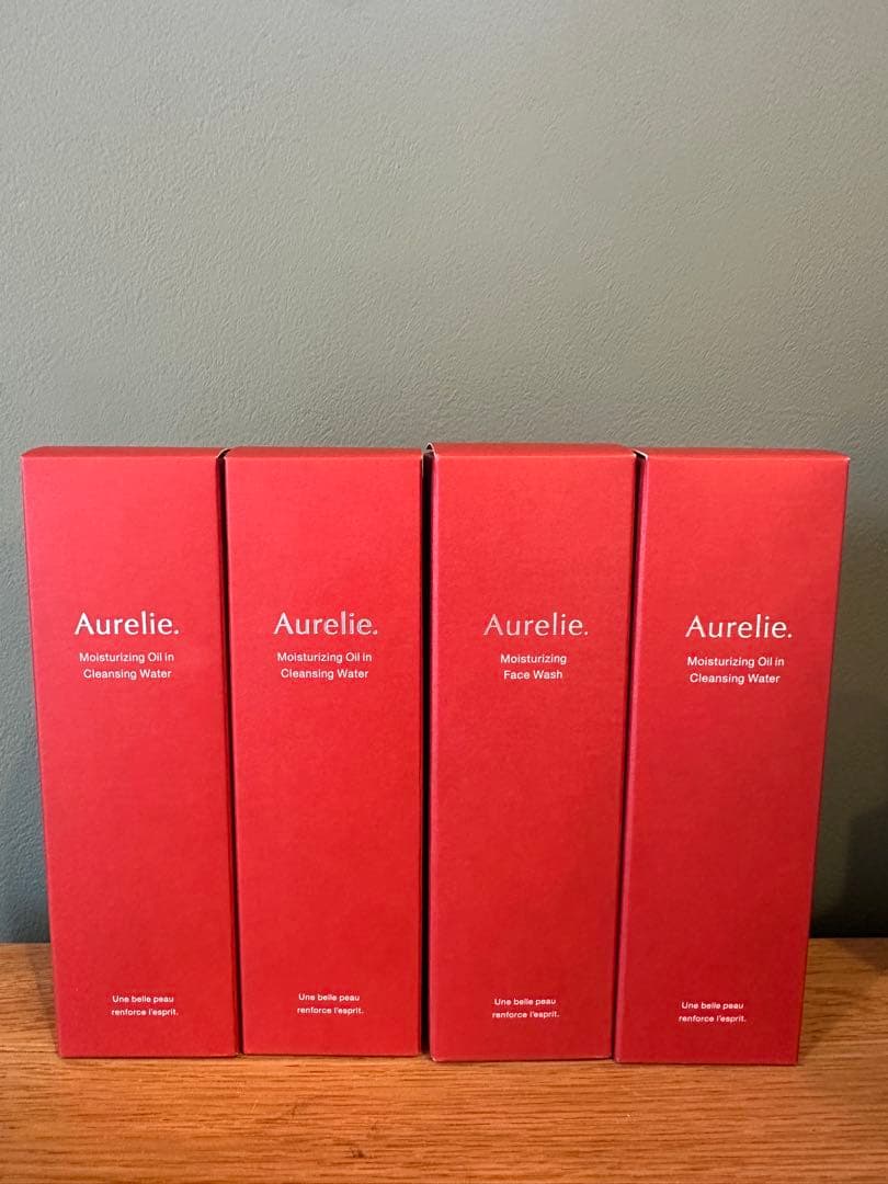 Aurelie モイスチャライジングオイルクレンジングウォーター 4本セット