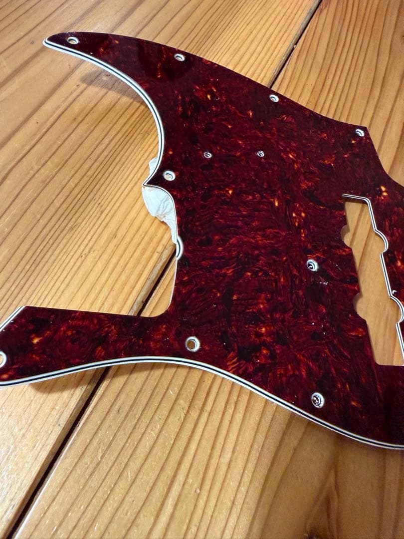フェンダー Vintera II 60s Jazz Bass ピックガード