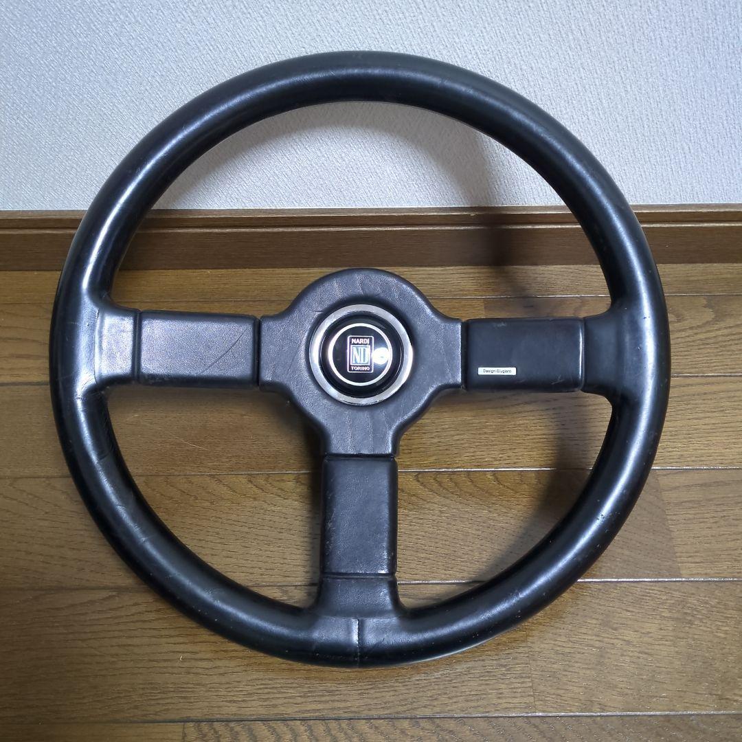 NARDI レザーステアリングジウジアーロデザイン