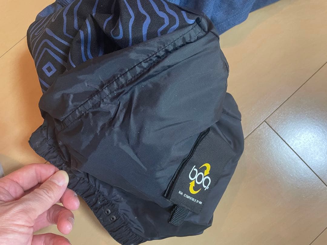 上下セット美品　686 スノーボードウェア　メンズM