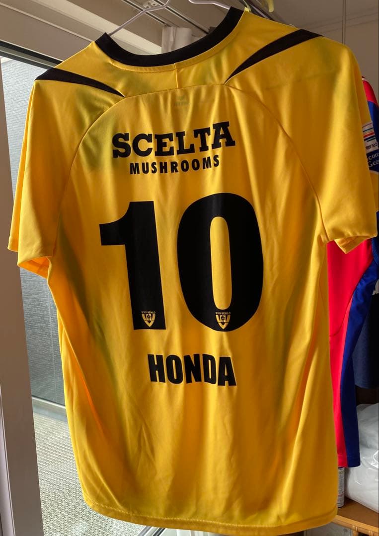 期間限定出品　本田圭佑選手　ユニフォームセット出品