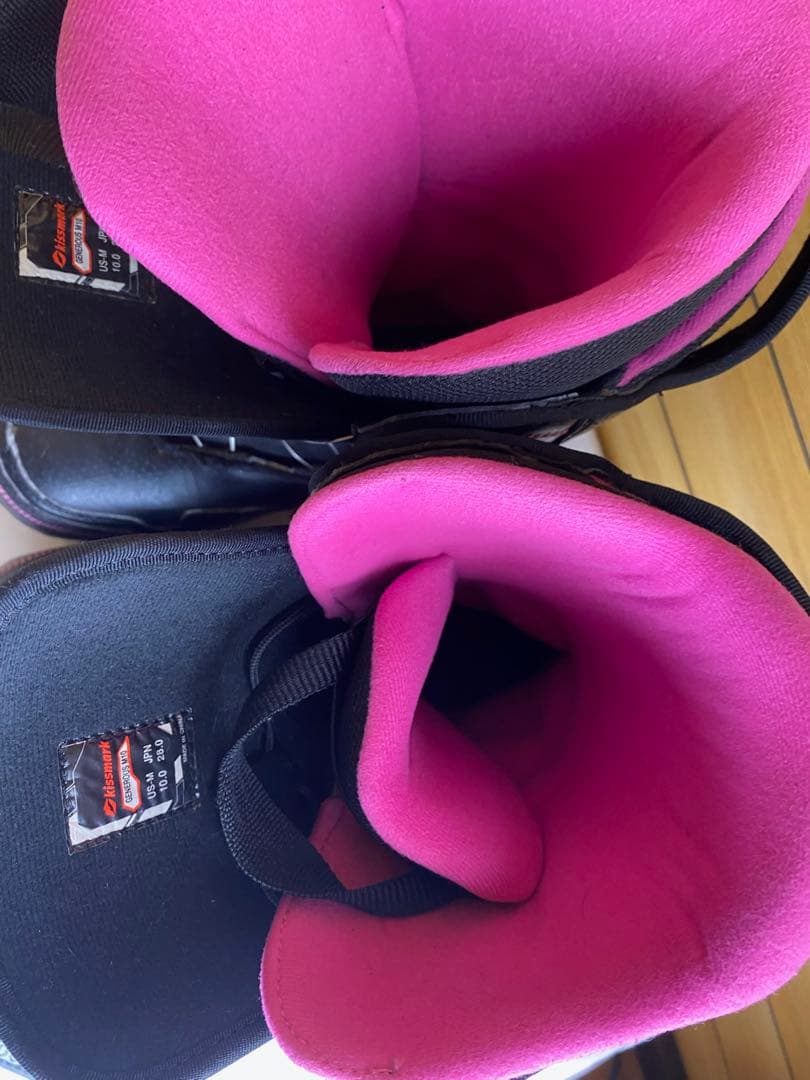 美品！ キスマーク ボア 28cm GENEROUS M10 スノーボードブーツ