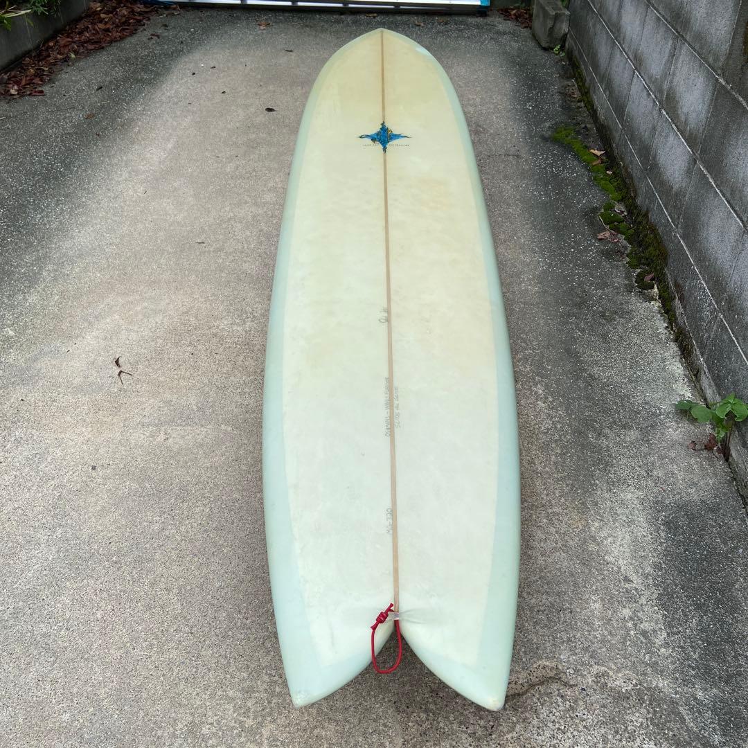 ジョシュホールフィッシュシモンズ