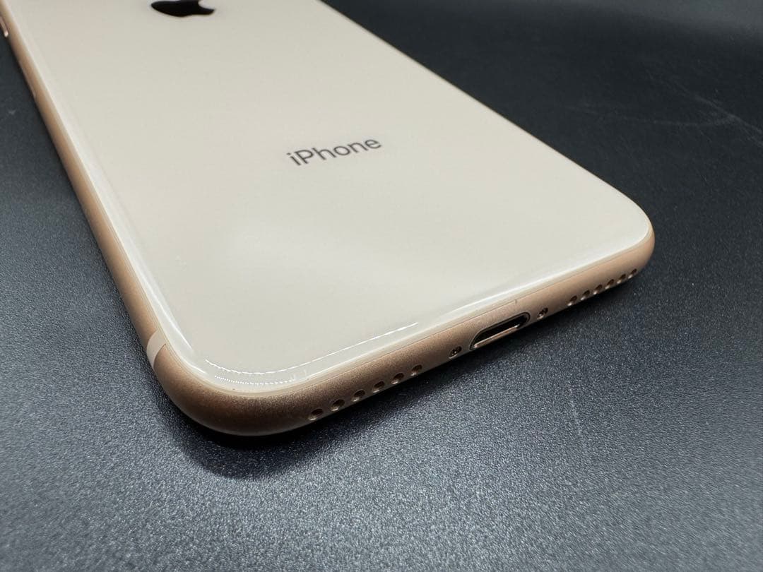 Apple iPhone 8 128GBゴールド 箱付き