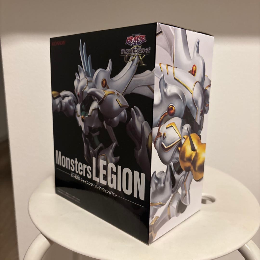 遊戯王フィギュア E•HERO シャイニングフレアウイングマン - メルカリ