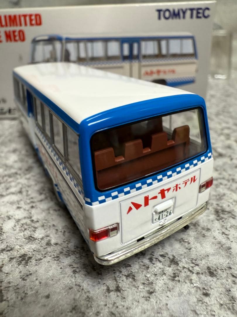 サヤカ　ニッサンシビリアンLV-N51b ハトヤホテル