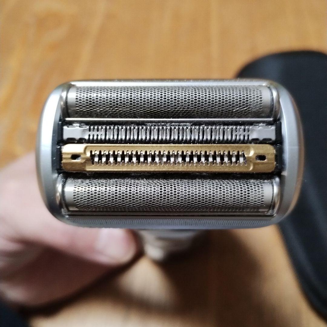 Braun S9 Pro 電気シェーバー　使用品　替刃オマケ付き　9415S