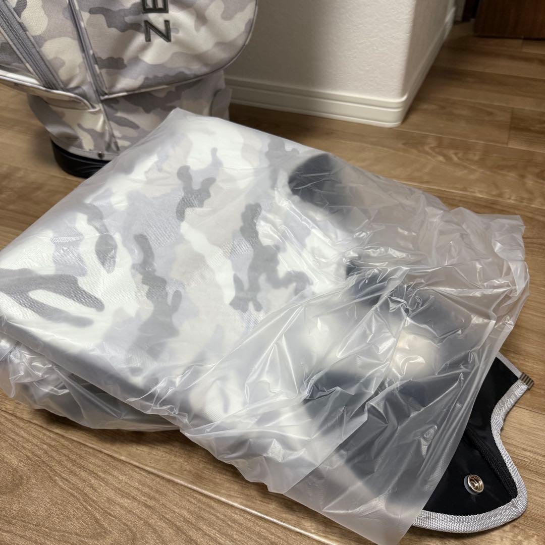 新品ゼロハリバートン　スタンドキャディバック　ヘッドカバー付き