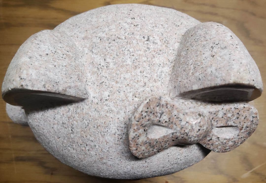 御影石　猫　キャラクター