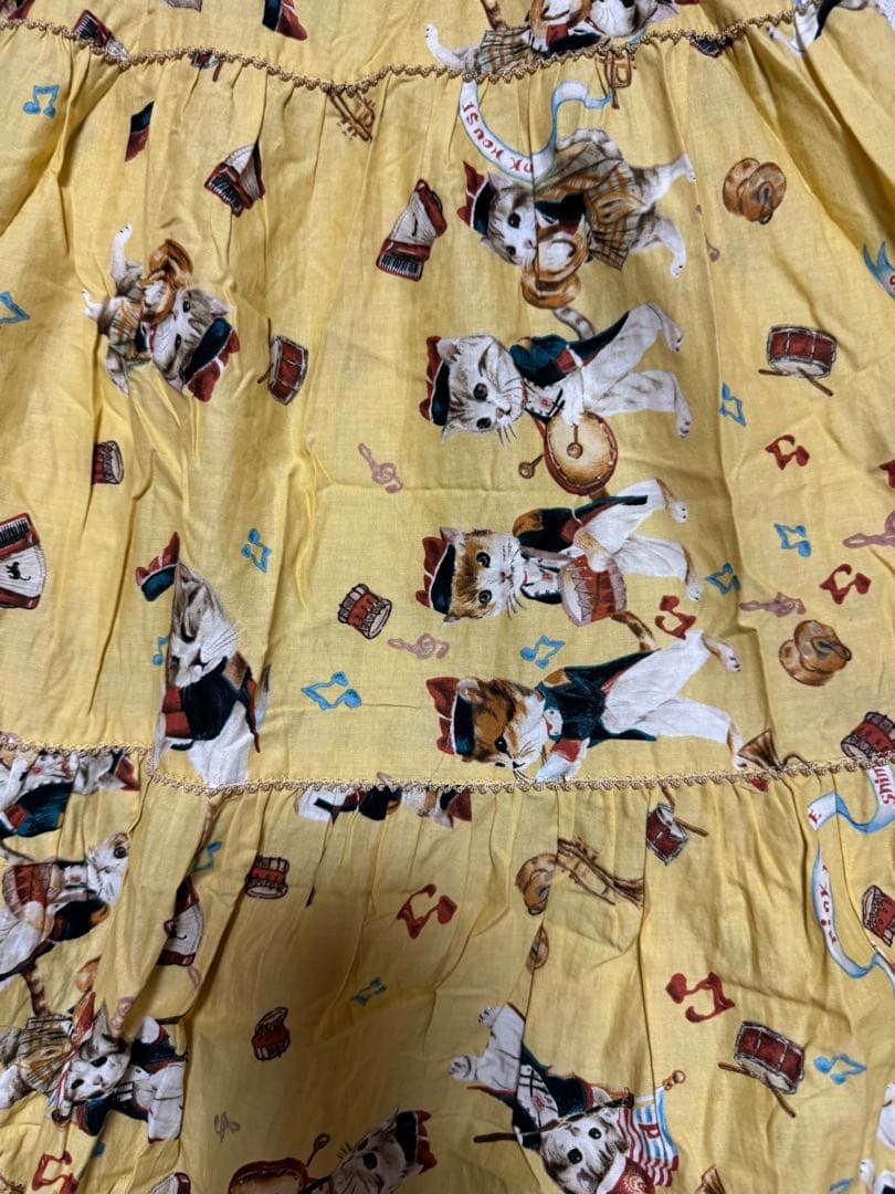 マ*♡様 ピンクハウス PINKHOUSE マーチングねこ　柄　スカート