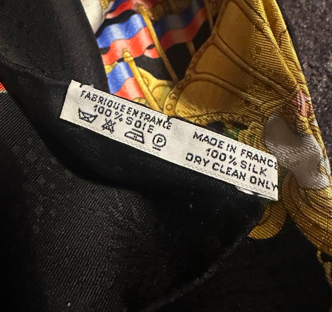 美品⭐︎HERMES エルメス⭐︎シルクスカーフ 「LUNA PARKルナパーク」