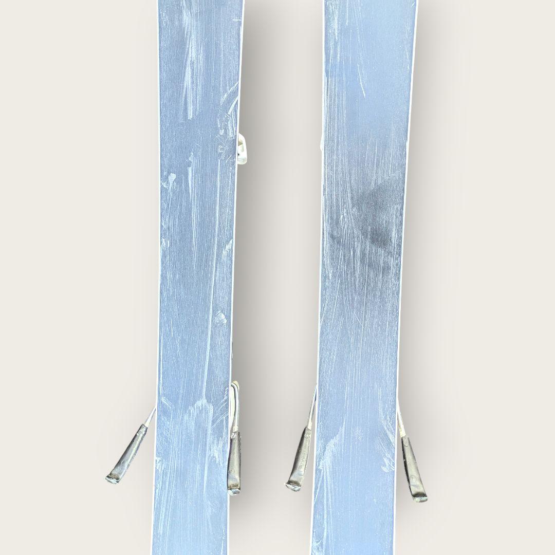 上達への近道！Elan 軽量140cm ジュニアスキー板 ビンディング付