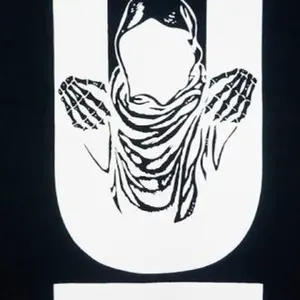 UNDERCOVERISM ネックウォーマー イバラ - メルカリ