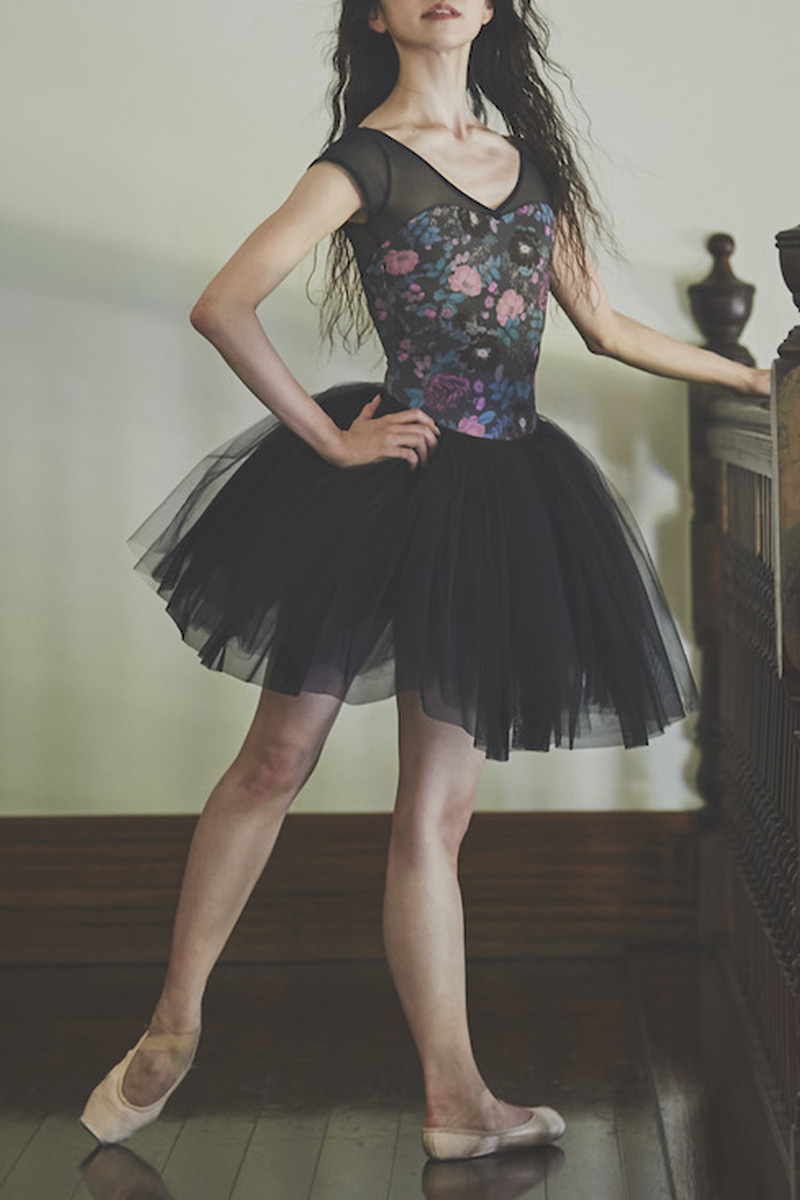 stina / type O square / fantasy lilac