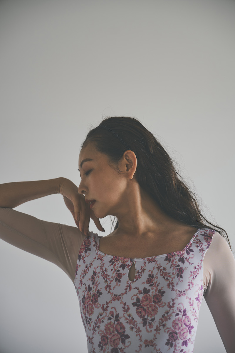 stina / type U ballerina + / Sonata peach