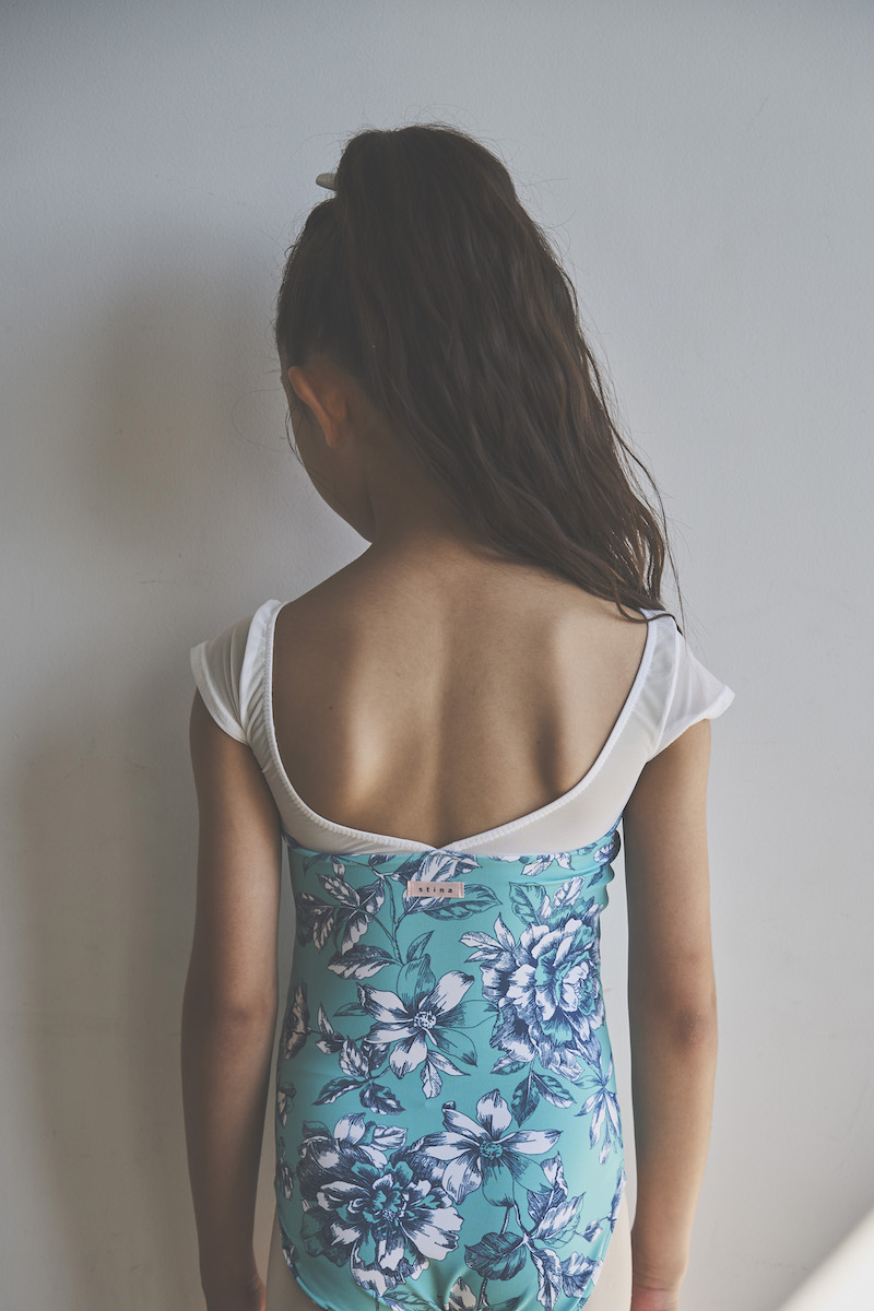 stina / type H half sleeve / Diana emerald / kids / girl