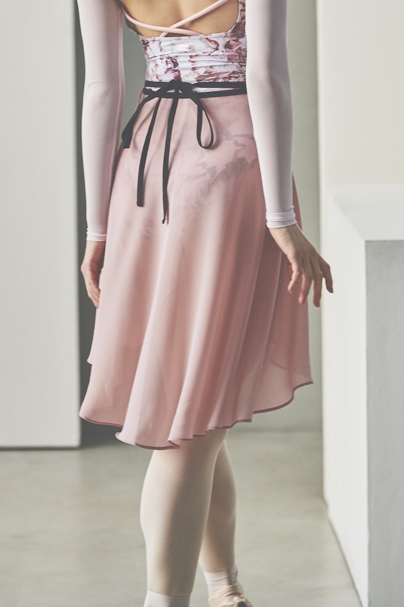 stina / black ribbon wrap skirt / dusty pink