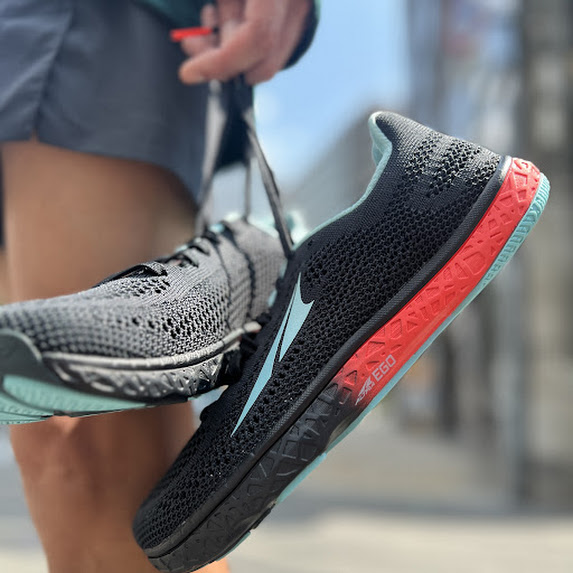 限定モデル”から”定番モデル”へ 大人気「ESCALANTE RACER」にNEW COLOR