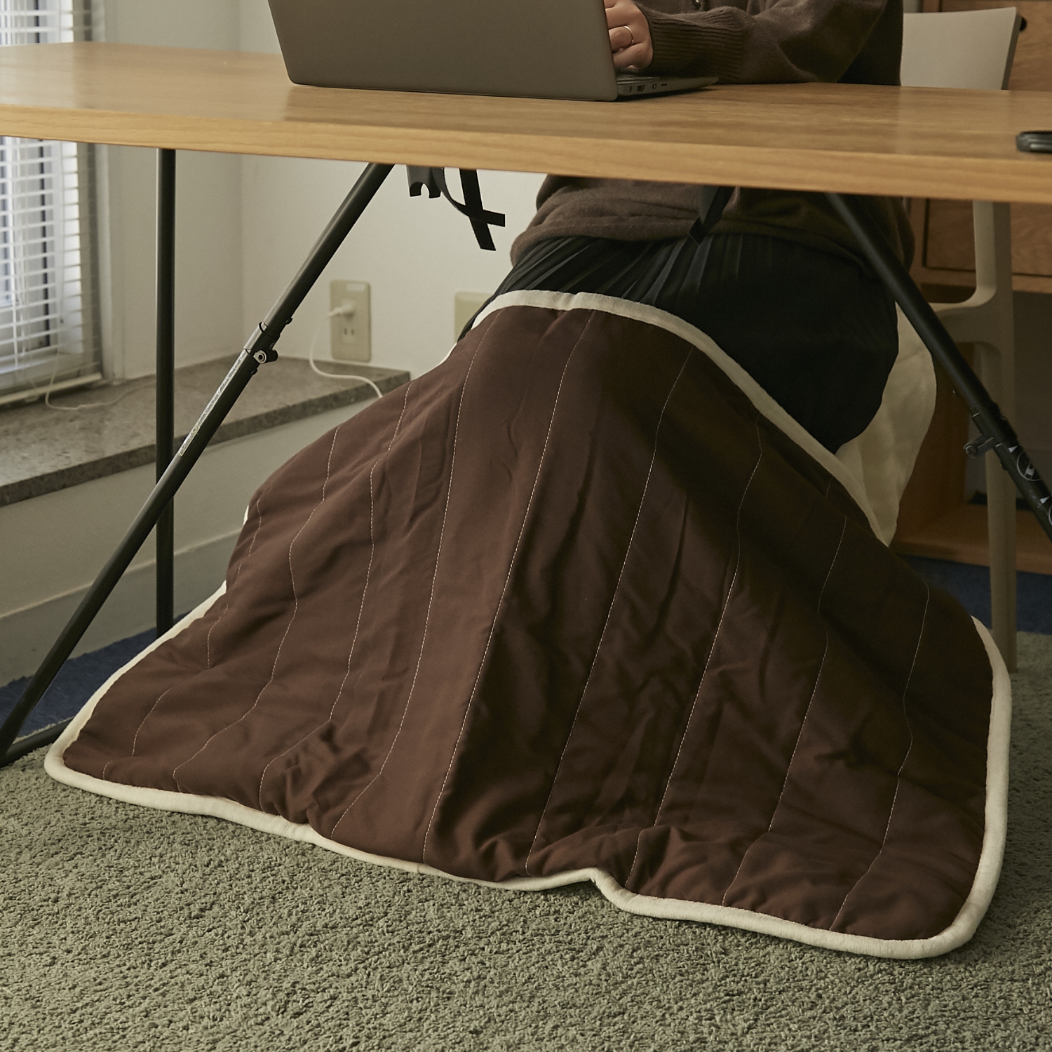 ゼンケン/足入れ電熱マット -足元を温め、寝つきやすくしてくれる電熱