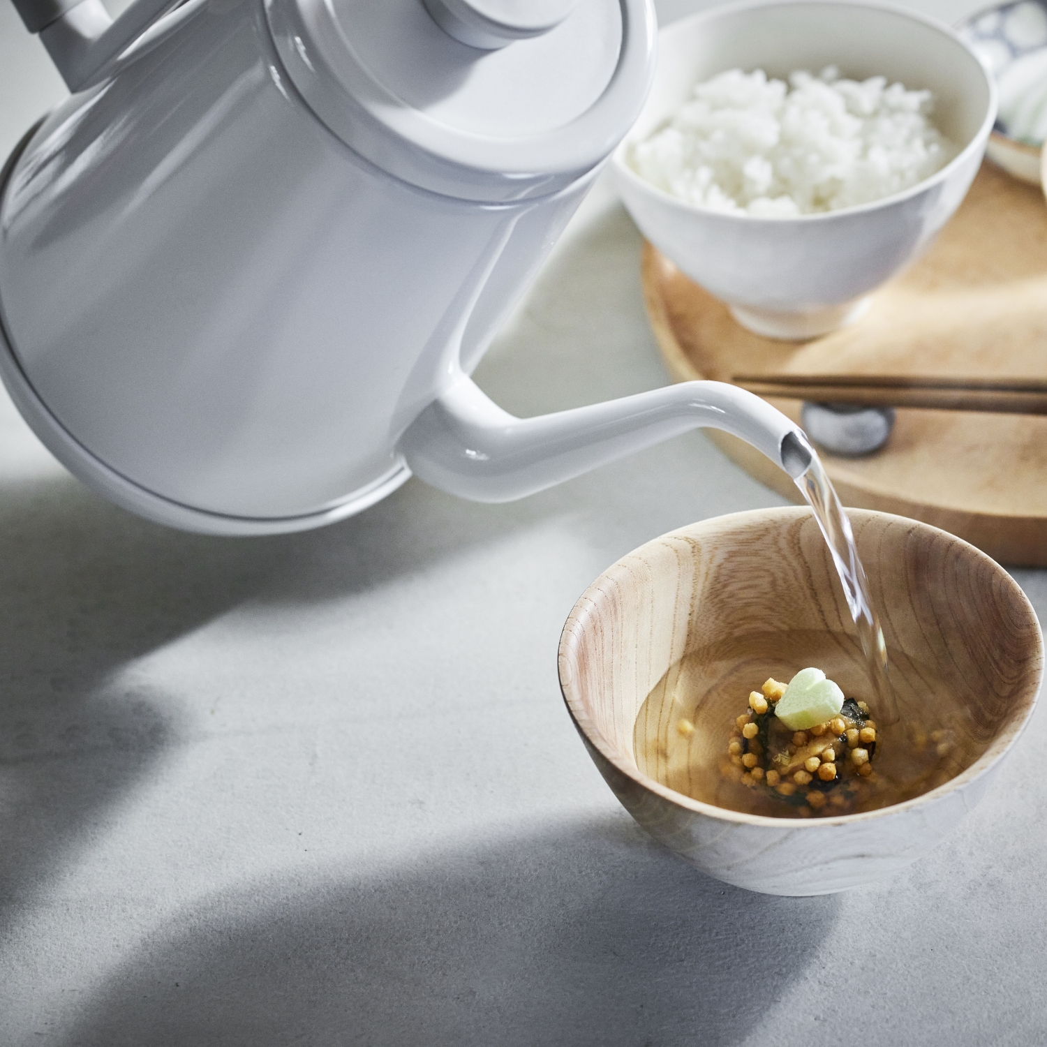 Re・De/温度調節電気ケトル Re・De Kettle -いつも適温のお湯を注げる