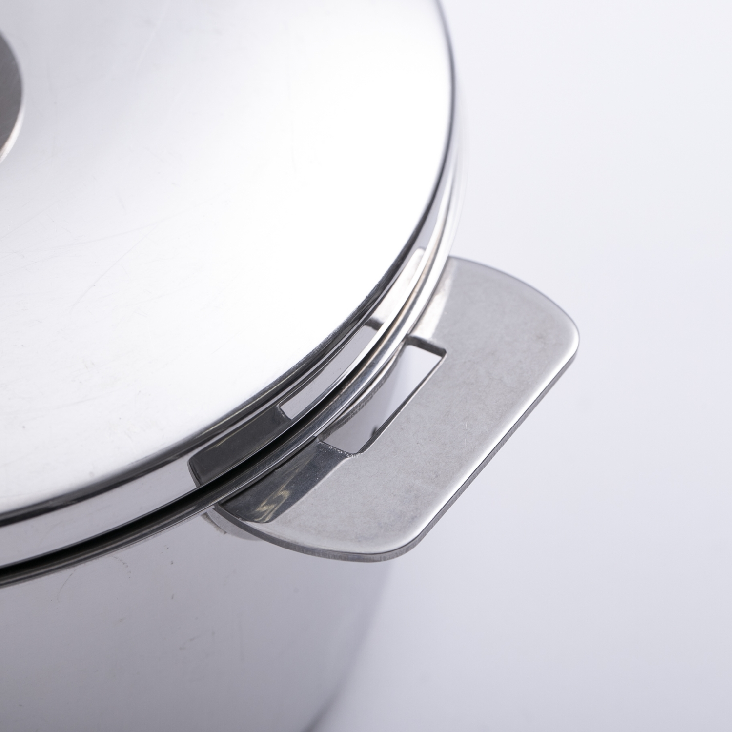 CRISTEL/グラフィット 深鍋 16cm -収納性抜群！ハンドル着脱式の