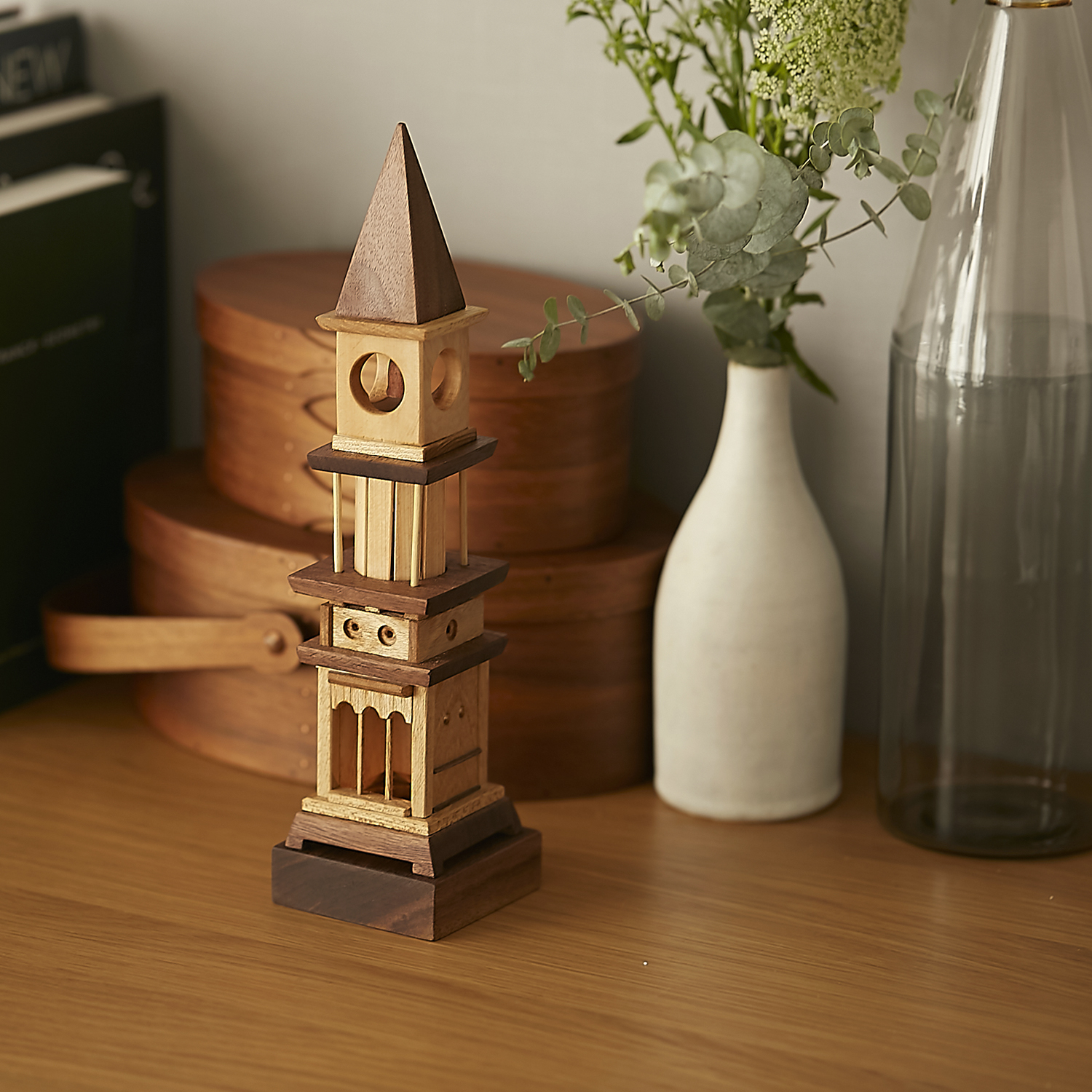 utatane/森の塔 -物語に登場しそうな、温もりがある木製オブジェ