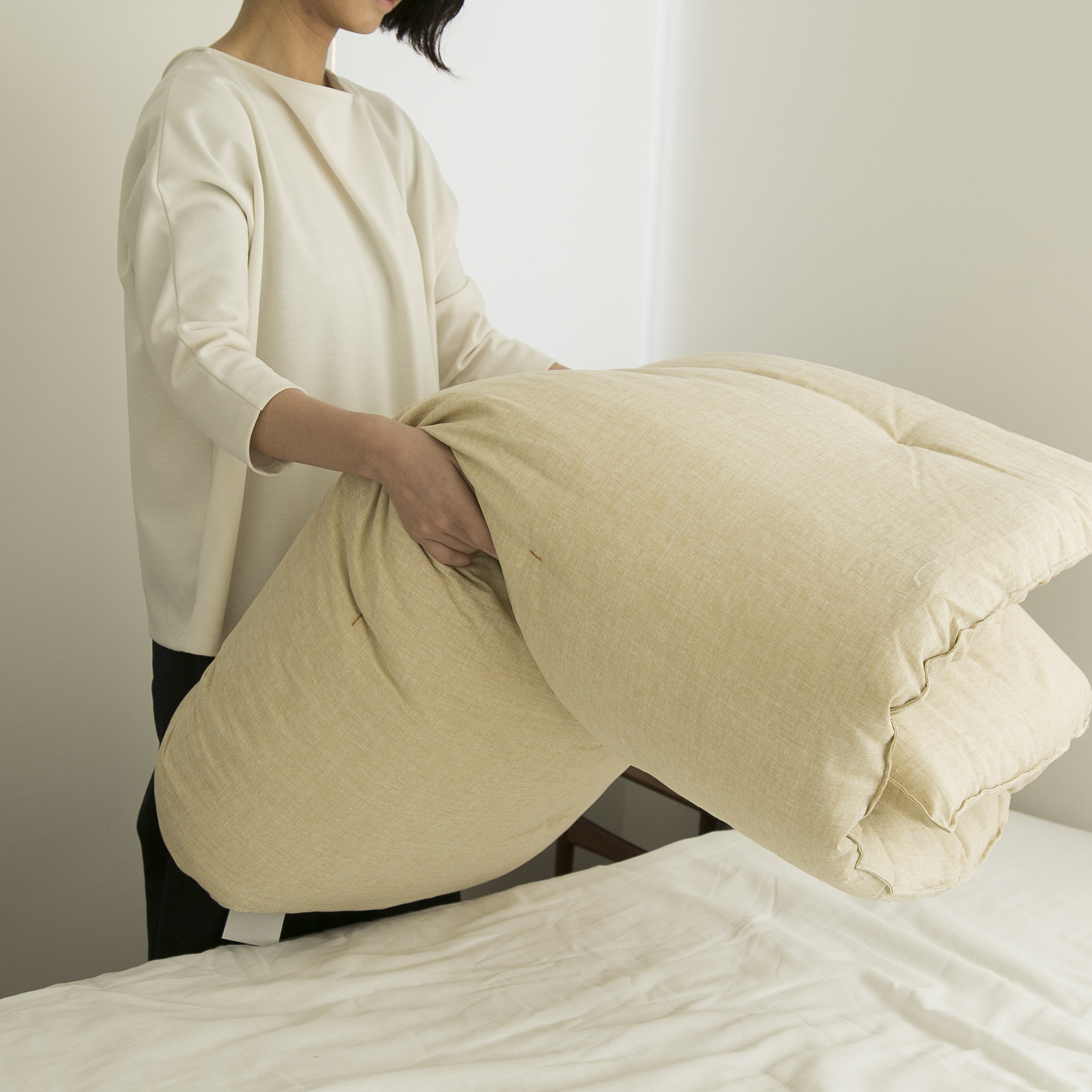 洛中 高岡屋/軽い木綿わたのベッド用敷布団 ダブル -木綿の布団の重さ