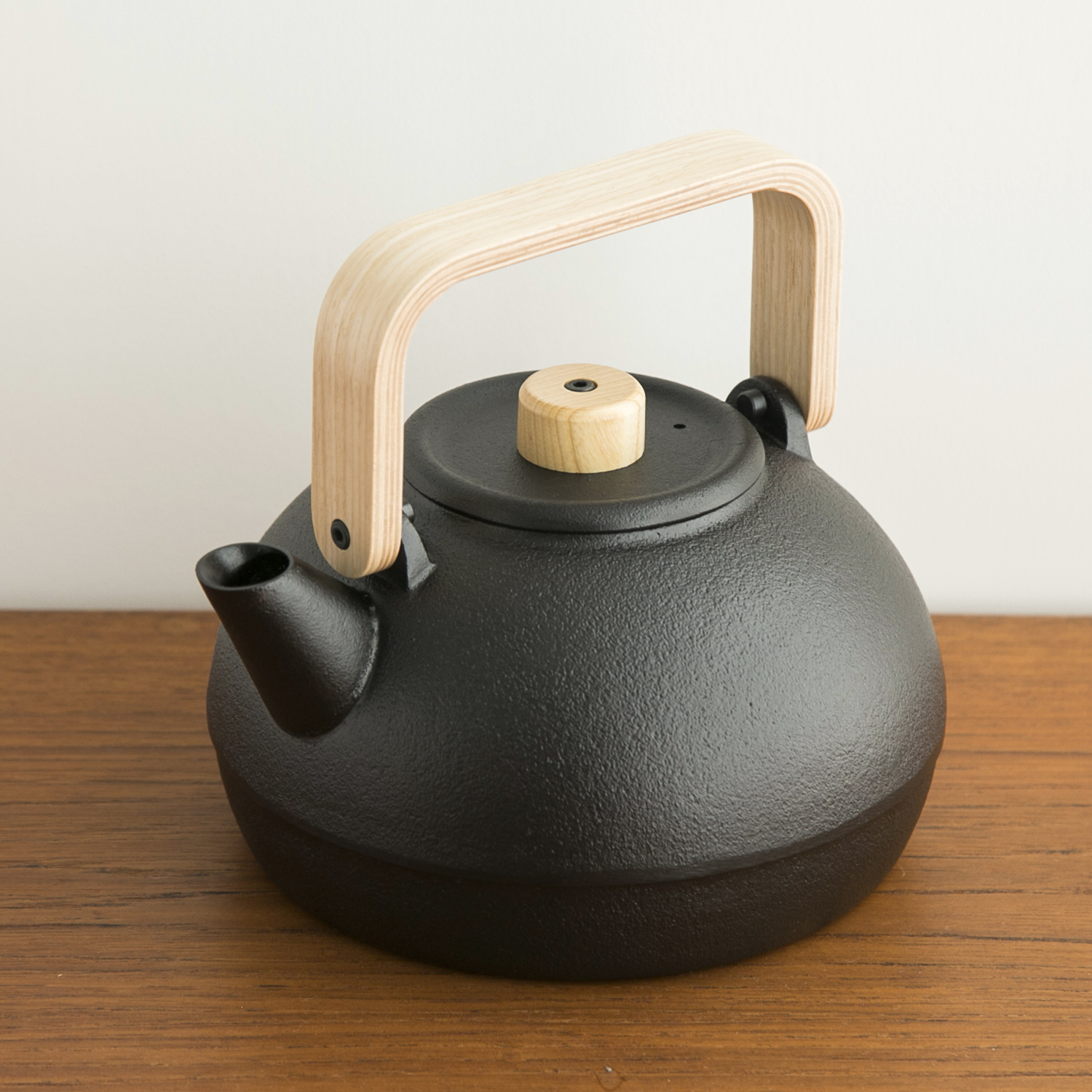 鋳心ノ工房/ティケトル M -日々の飲み物がうんと美味しくなる道具