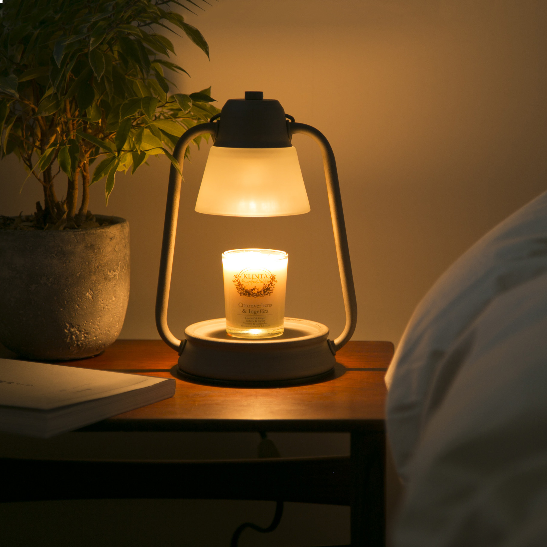 KLINTA/マッサージキャンドル 200ml -塗るアロマキャンドルで心と体を