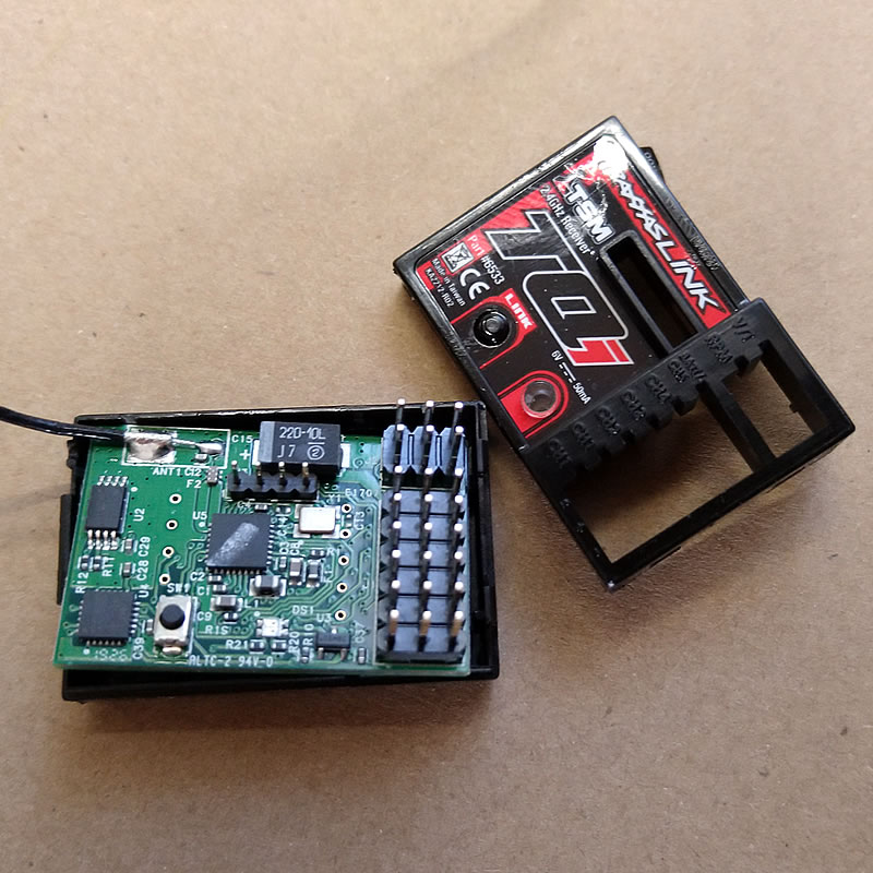 トラクサス MAXX モンスタートラック – フタバ製プロポに変更する