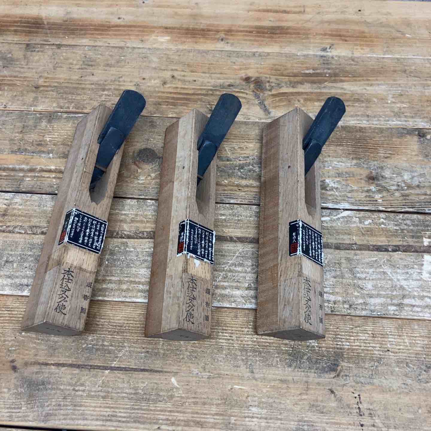 中古品】 虎五郎 鉋3個セット 鉋 かんな カンナ 和工具 大工道具 鑿