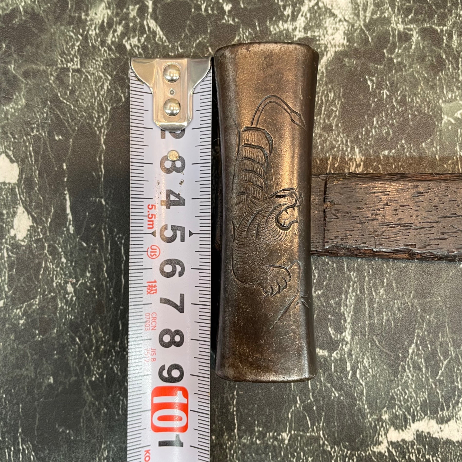 菱貫】四角玄能 柄付き約450g 100匁 虎彫刻【八潮店】 – アクトツール