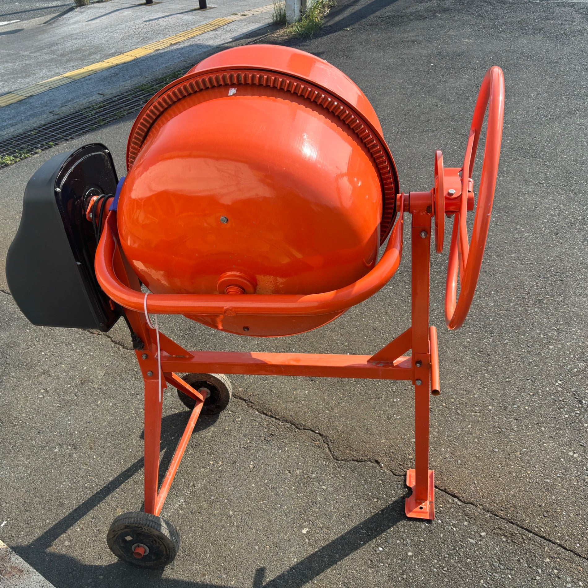 店頭受取り限定】アルミス/ALUMIS AMZ-70Y コンクリートミキサー まぜ