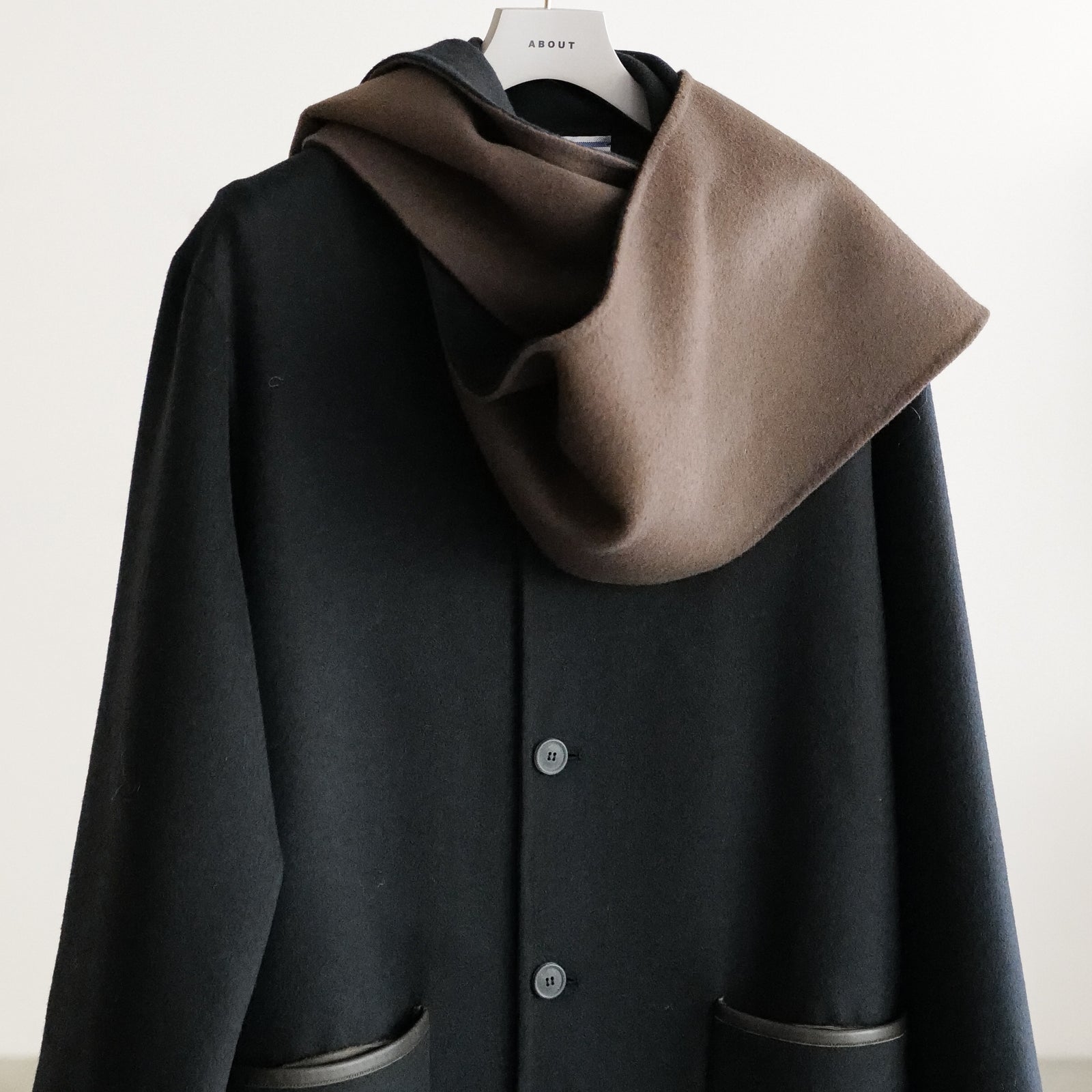 REVERSIBLE OVERCOAT W/SCARF – ABOUT