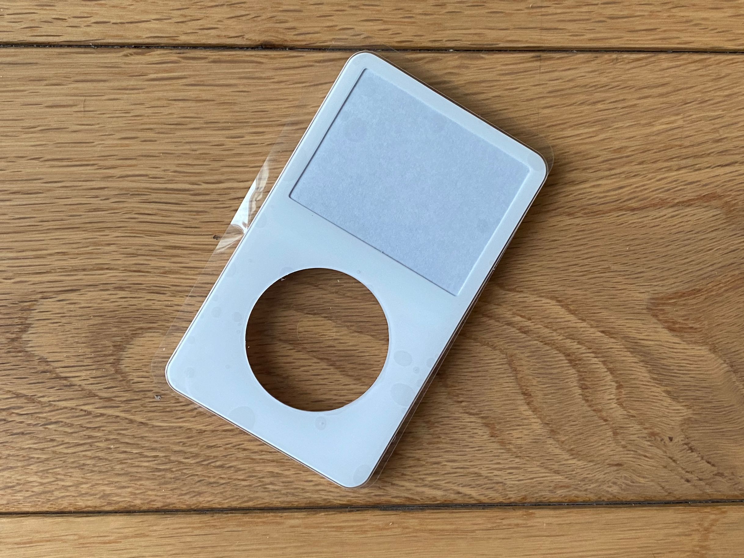 iPod classic 第5世代 60GB ホワイト○MA003J/A ポータブルプレーヤー