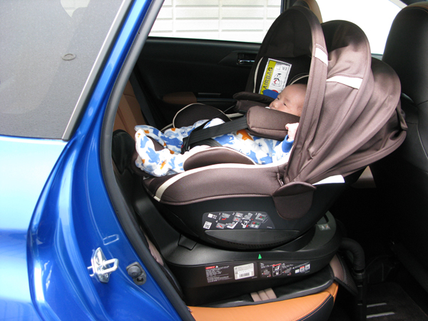 先輩ママの声【KURUTTO 3i】 | エールベベ AILEBEBE 公式サイト 日本製