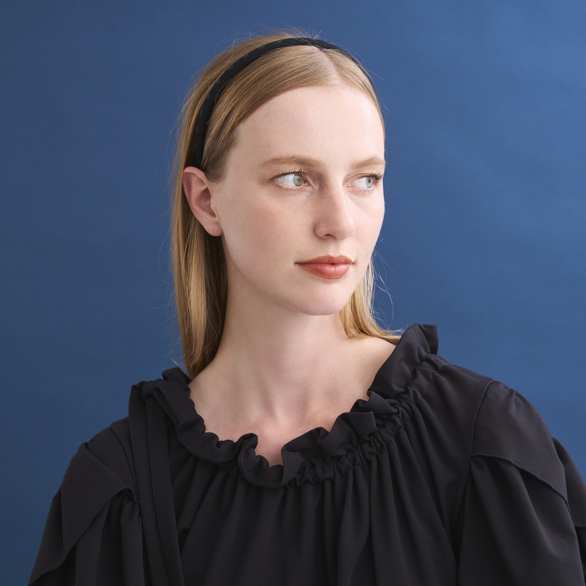 カチューシャ (1 cm)｜ALEXANDRE DE PARIS（アレクサンドル ドゥ パリ）