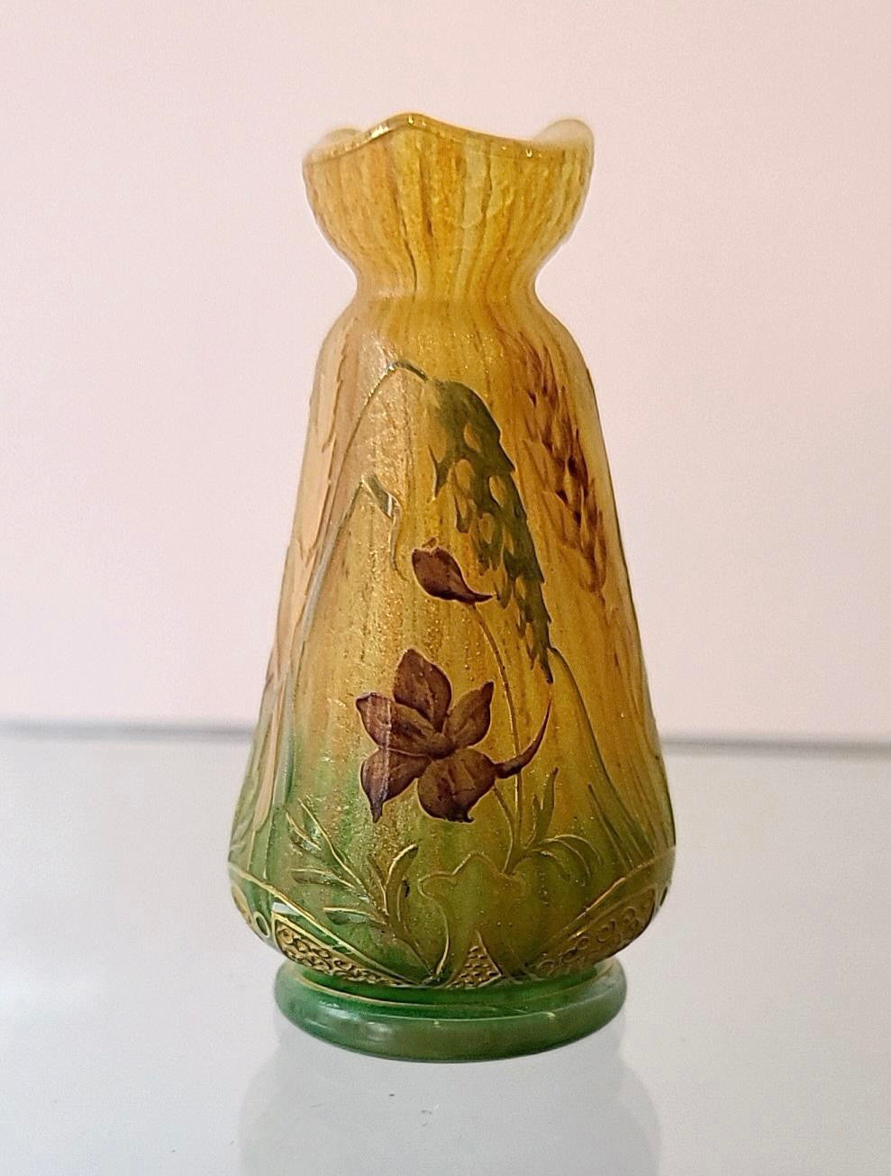 ドームナンシー 花文ミニチュアール ジブレ仕上げ 金彩 花器