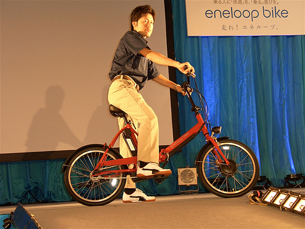 ASCII.jp：AWDの電動アシストチャリが登場！ 「eneloop bike」にニュー