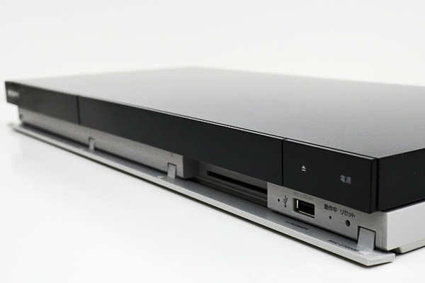 ASCII.jp：XperiaがミニテレビになるBDレコ「BDZ-ZT2000」：Xperia周辺機器