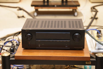 デノン、山内氏が手掛けた5.8万円のAVアンプ「X580BT」 - AV Watch