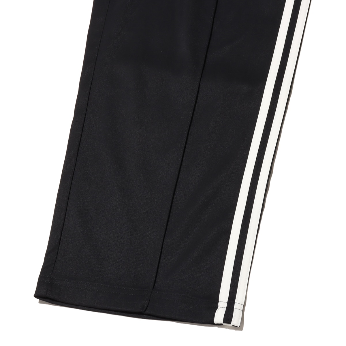 adidas BAGGY TRACK PANTS ブラック（アディダス バギー トラック