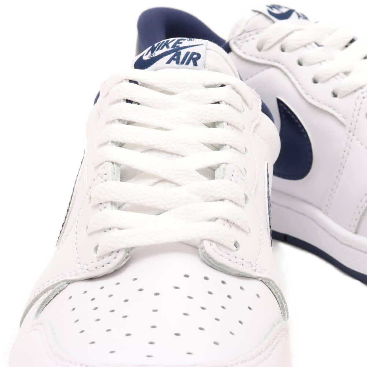 JORDAN BRAND AIR JORDAN 1 LOW 85 WHITE/NAVY-WHITE（ジョーダン