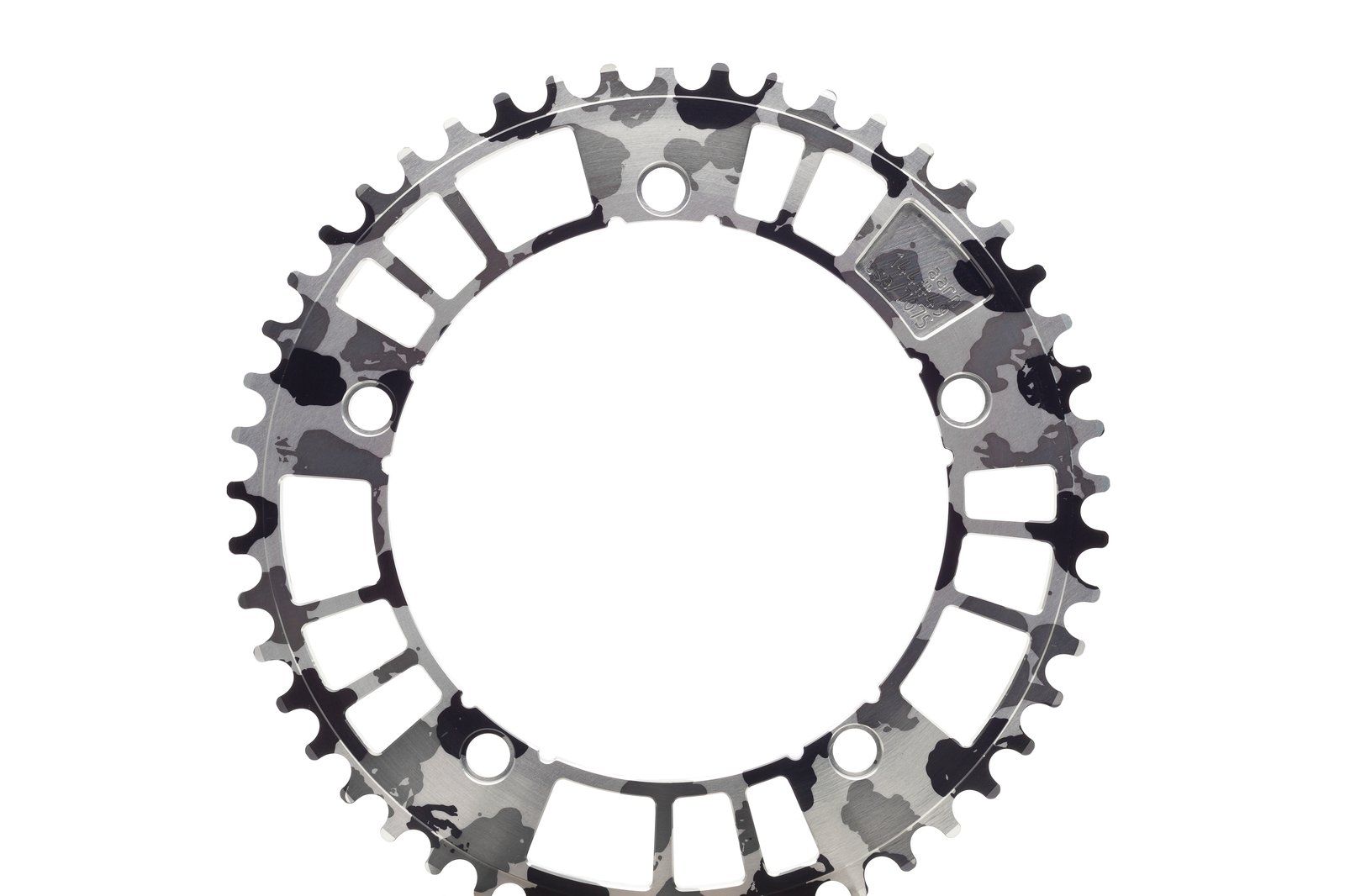 144#47/49/51/53/55 B&W Camo Track Chainring (144BCD//47/49/51/53