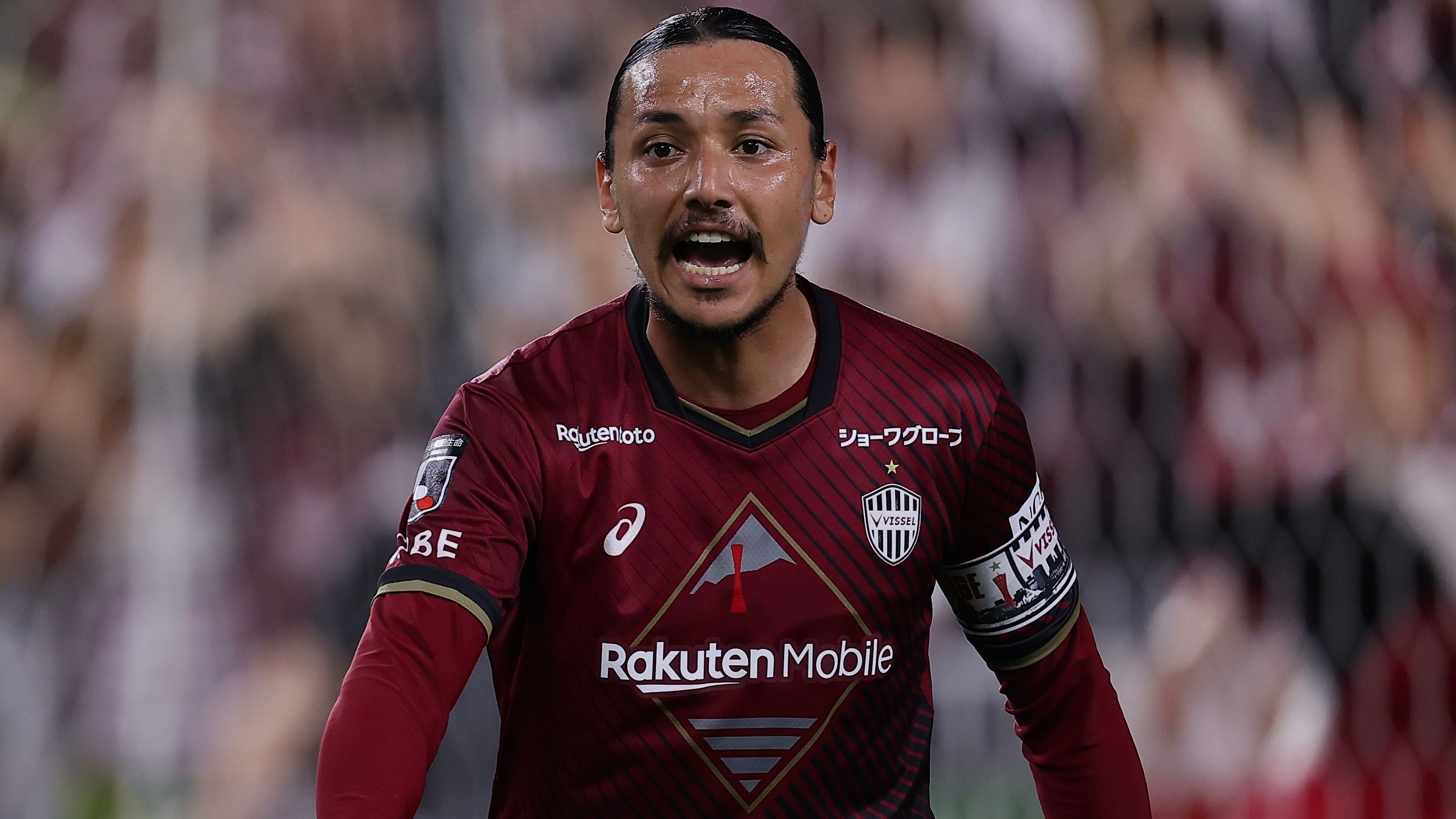 1480029318_2.jpg?width=1400&