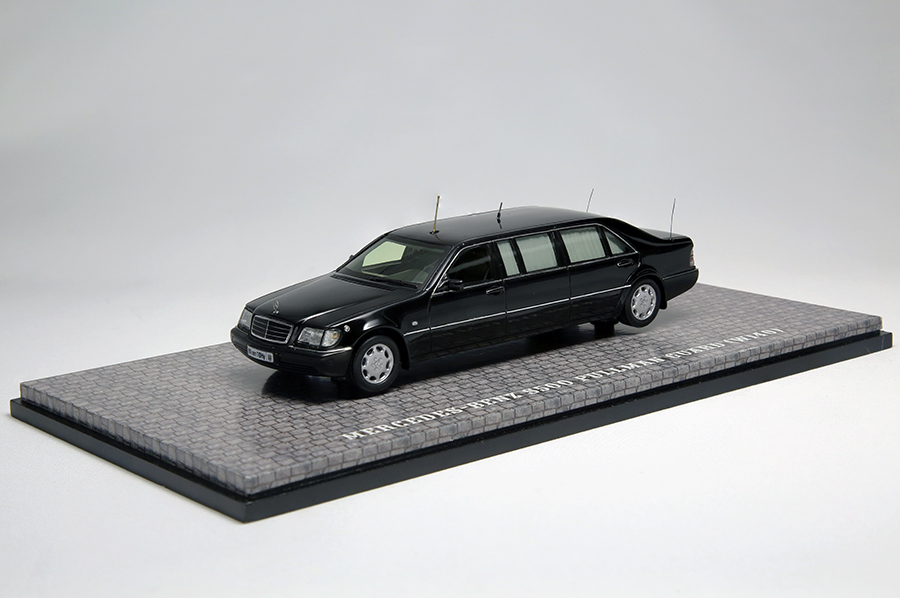 メルセデス・マイバッハ S 600 プルマン日本導入記念！歴代プルマンの