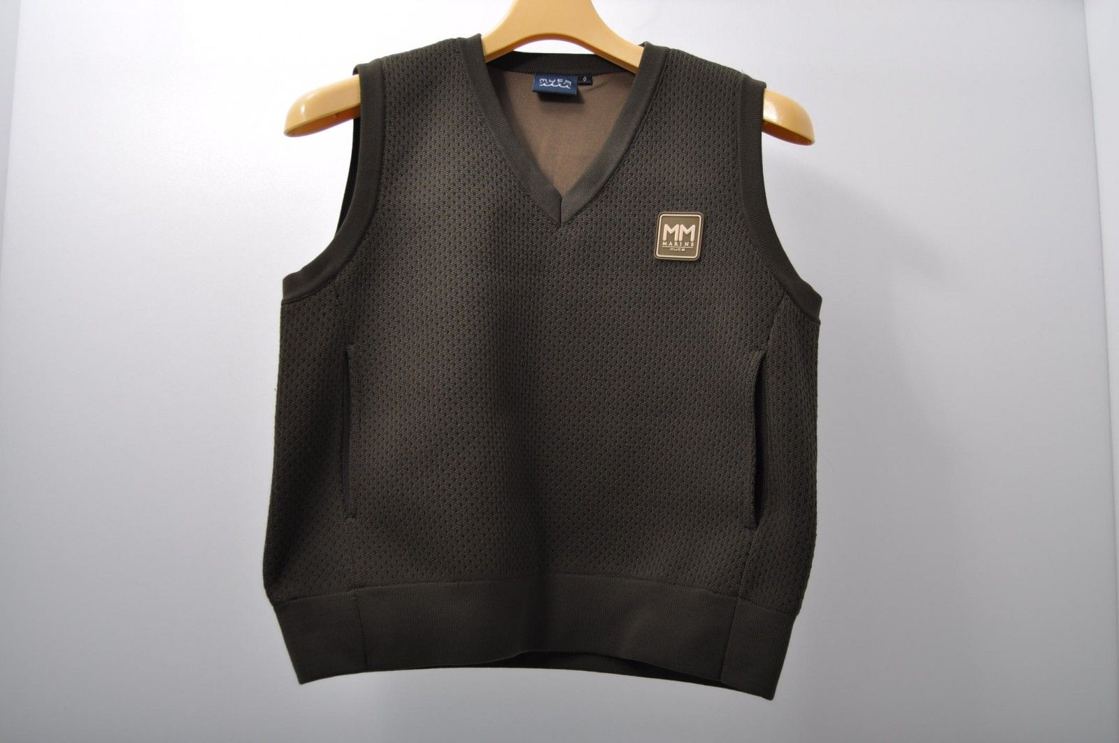 ムータマリーン ベスト カーキ 新品未使用 5サイズ 中古 muta ムータ V
